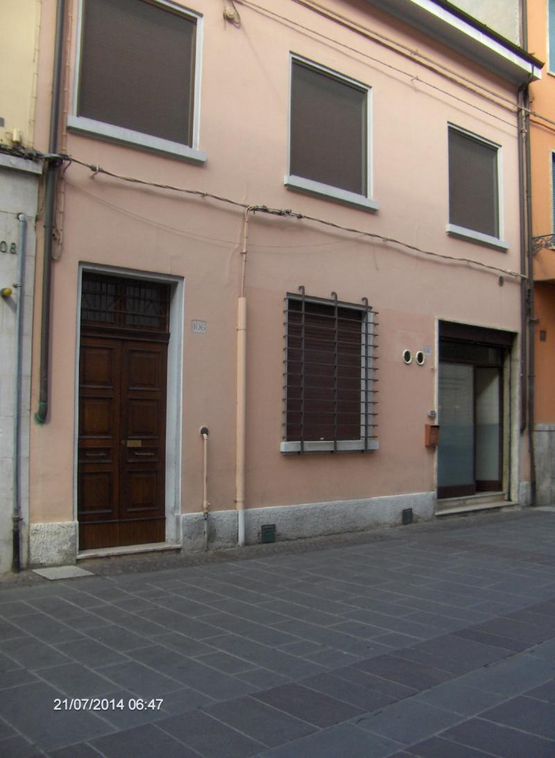 Vendesi Appartamento a Ferrara via garibaldi 106