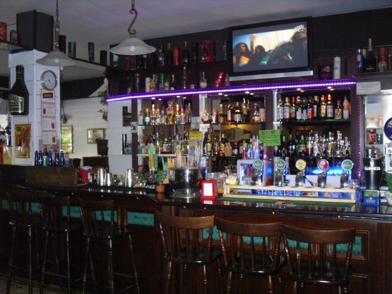 Vendesi Bar a Saronno via volta