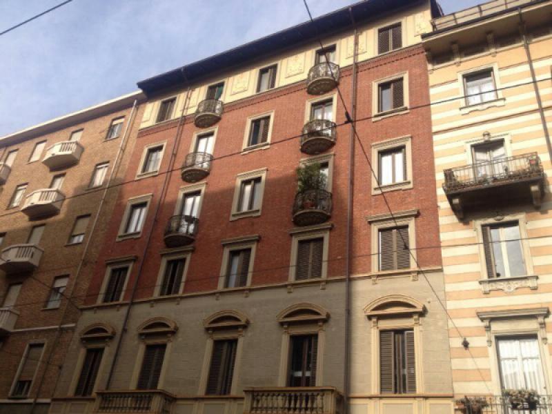 Affittasi Appartamento a Torino via cibrario 40