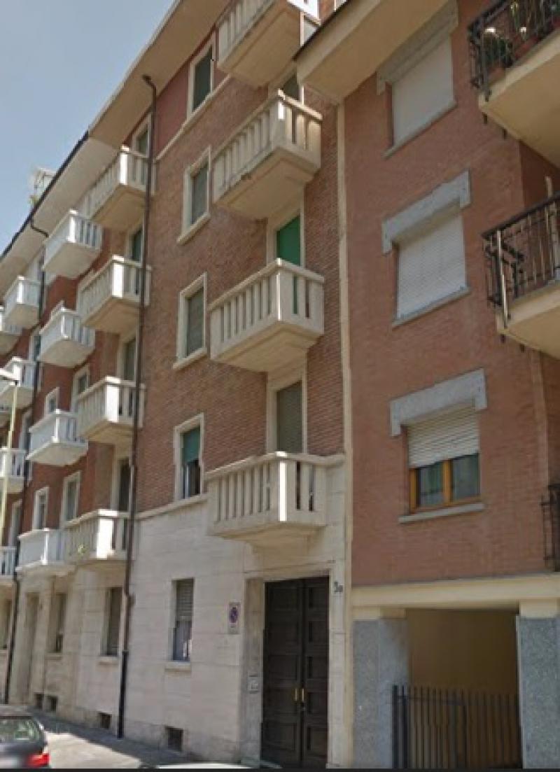 Affittasi Appartamento a Torino via domodossola 30