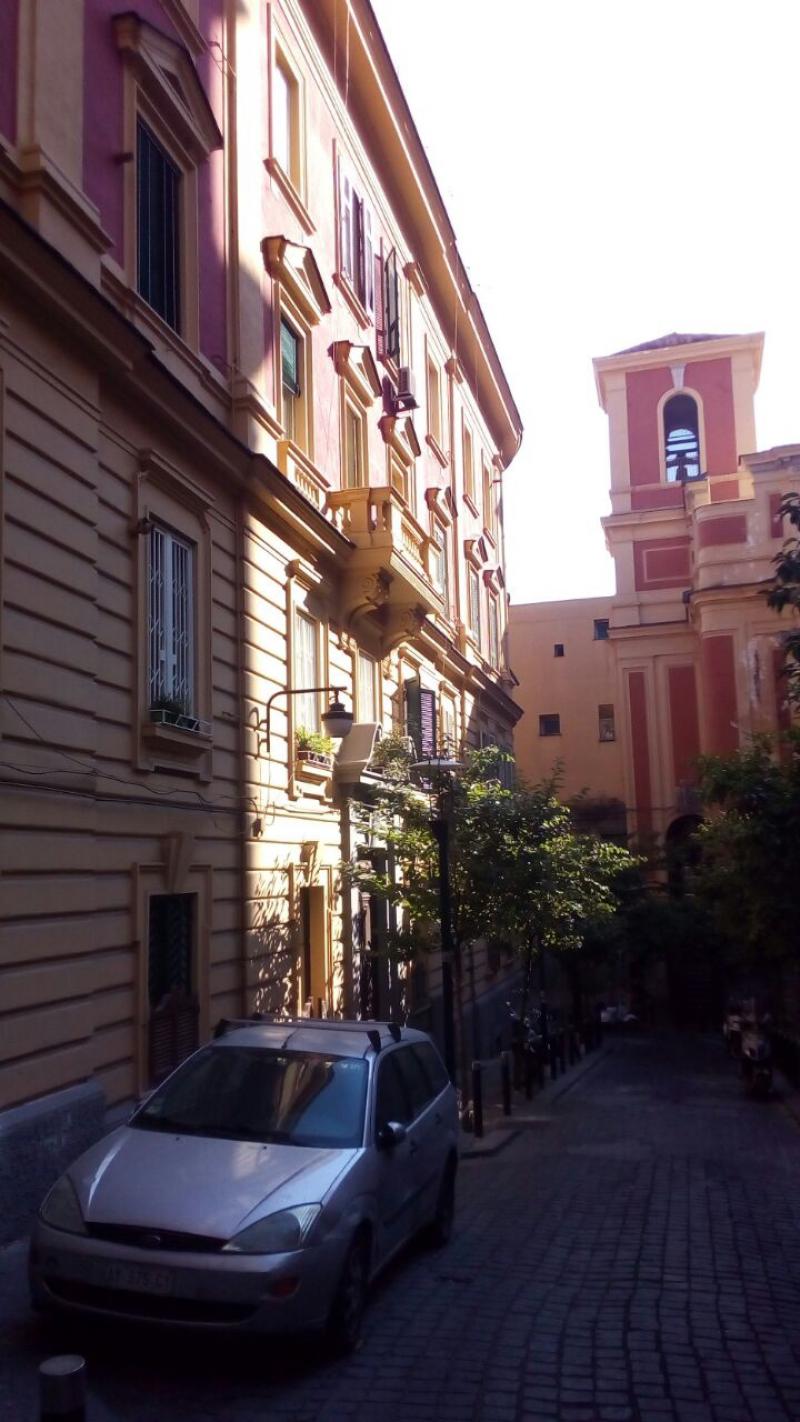 Vendesi Appartamento a Napoli piazzetta cariati