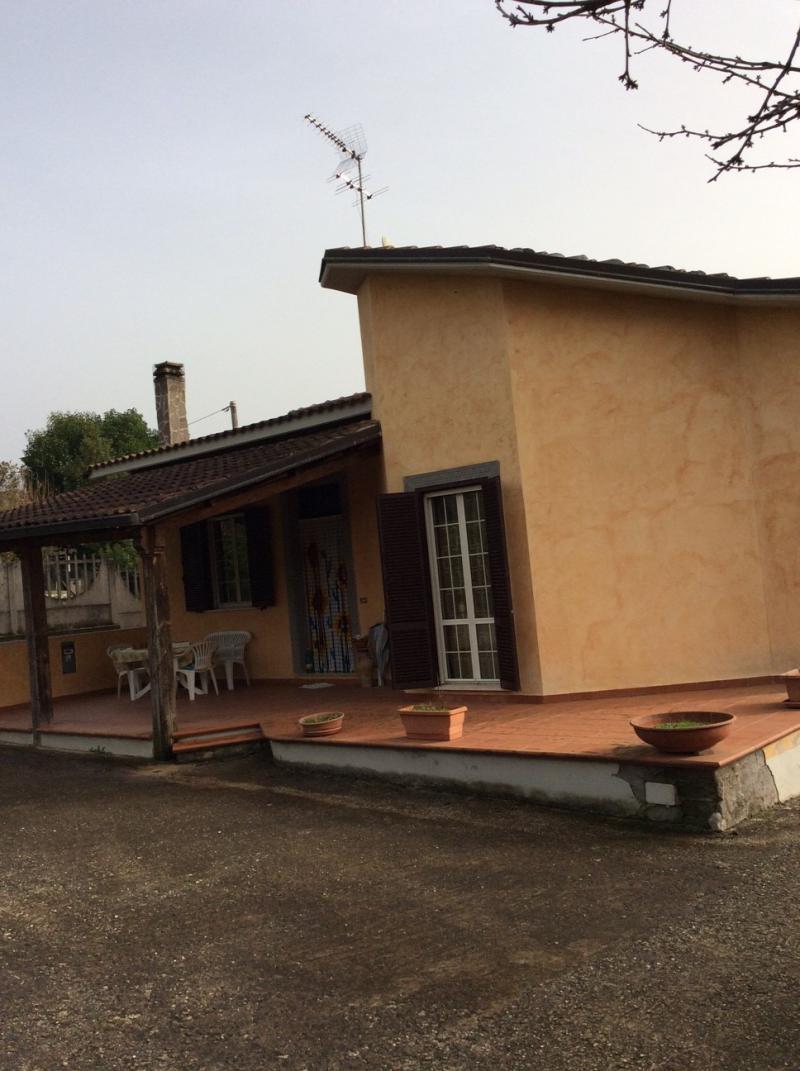 Vendesi Villa Singola Villino a Anagni strada provinciale anagni paliano 