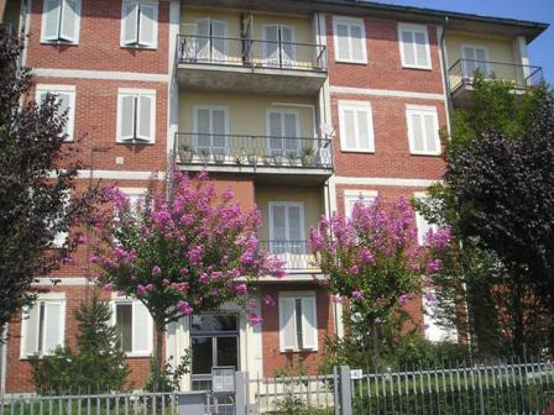 ampio trilocale arredato