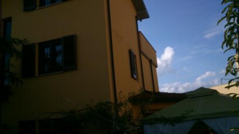 Vendesi Villa Bifamiliare a Montecatini Terme e Tettuccio via vespucci 9