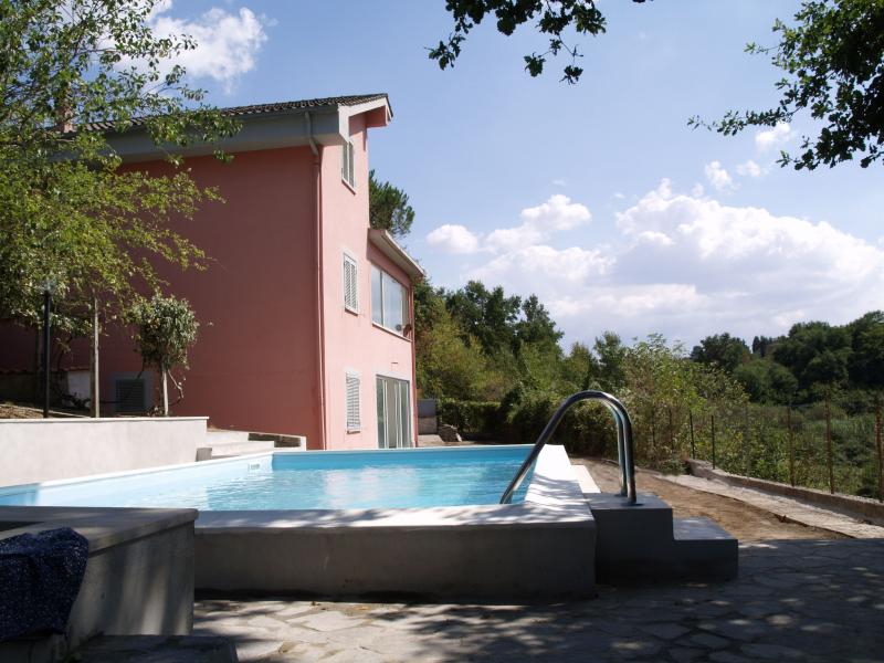 vendita villa con piscina