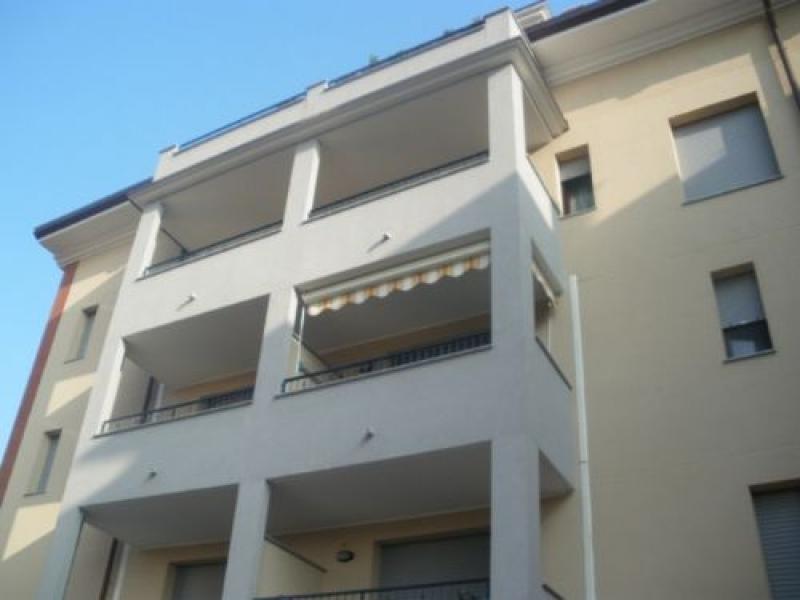 pogliano milanese:vendita nuovo trilocale al piano alto