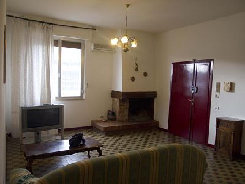 va263 serravalle masotti vendita grnde appartamento