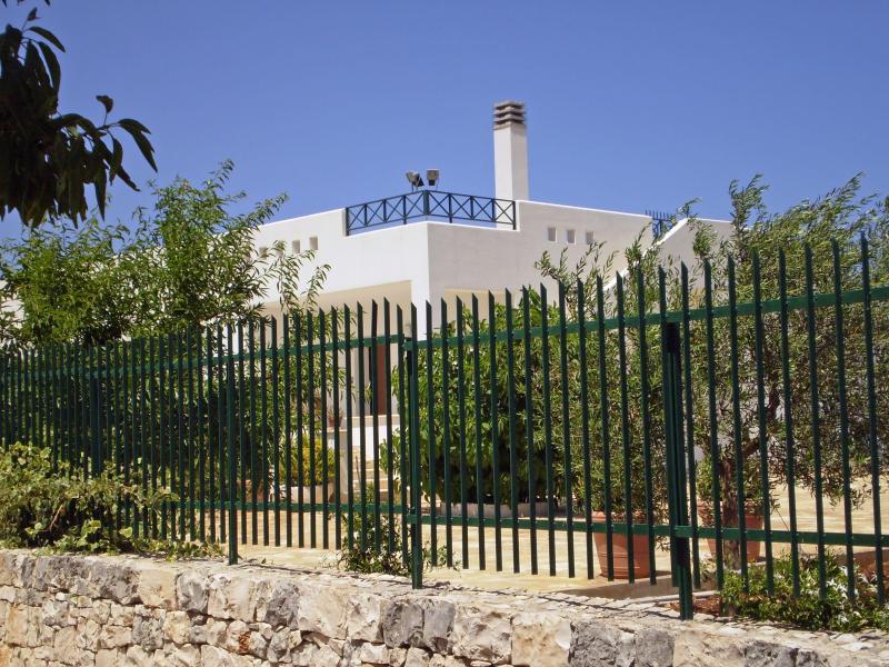 villa in contesto abitato in collina/mare di monopoli vendesi.