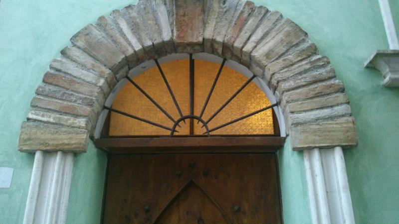 vendita stupenda casa signorile indipendente completamente ristrutturata. castelvecchio pu