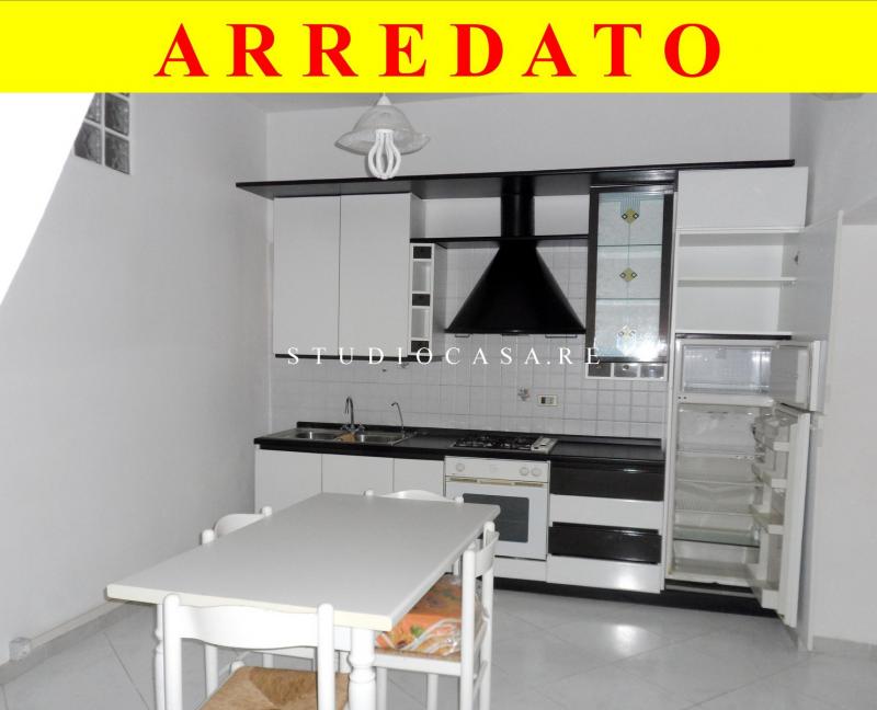 arredato, puccianiello ,con inferriate e condizionatore 

