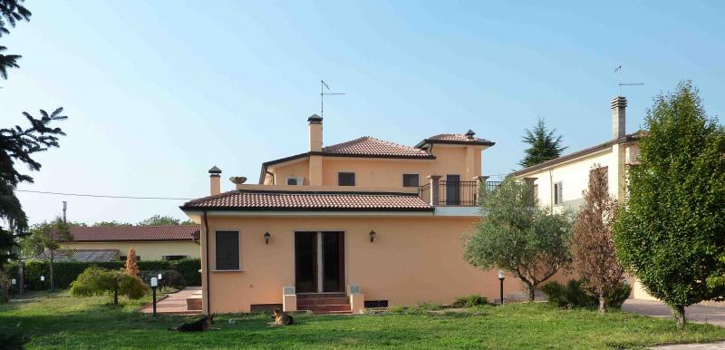 vendo villa a bovolone - verona