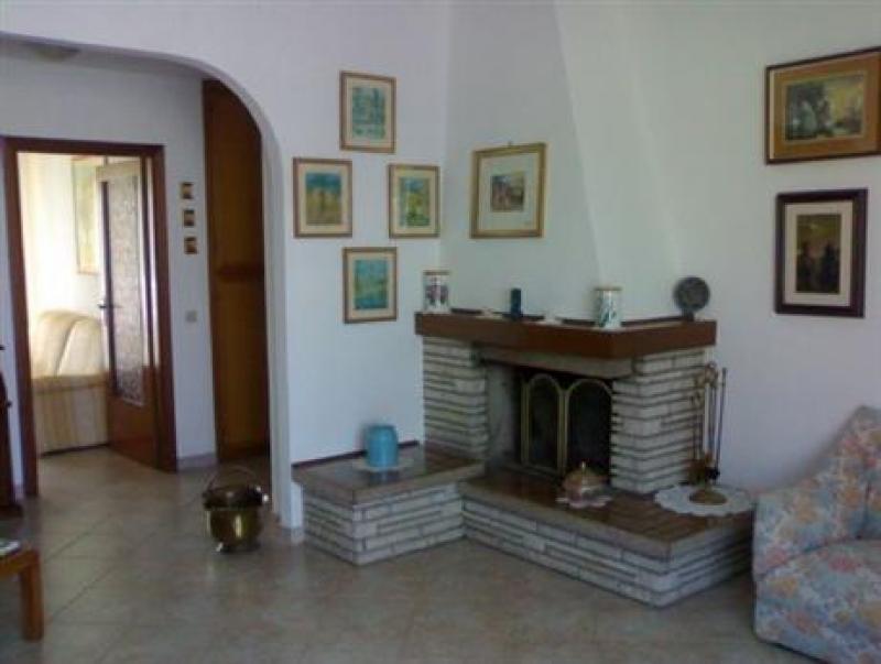 appartamento a follonica