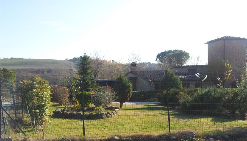 Vendesi Villa Singola Villino a Siena str. del ruffolo 89