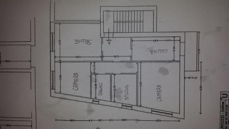 3 camere cantina e garage. interni viale vat
