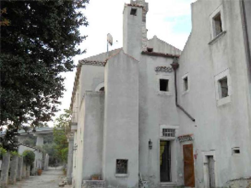 casale antico del gargano in vendita
