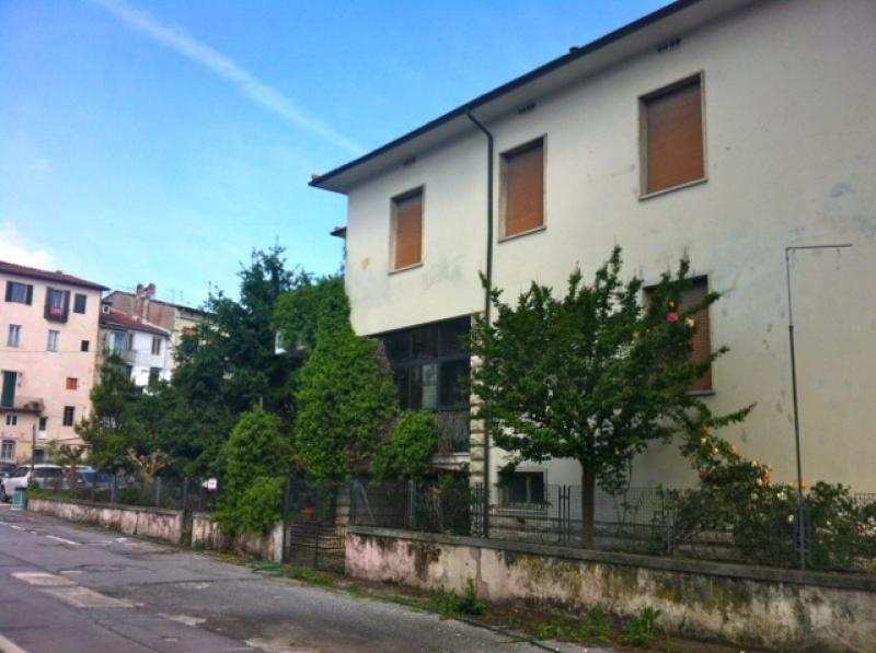 studio/ufficio in vendita 
lucca lu - centro storico