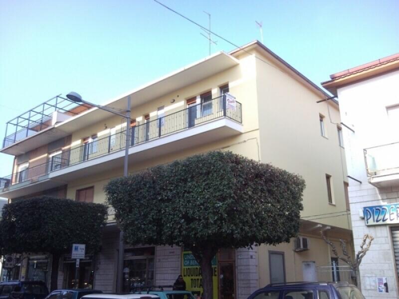 appartamento sul corso principale