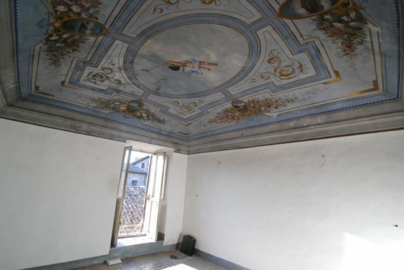 Vendesi Villa Singola Villino a Castel Sant'Angelo via nazionale
