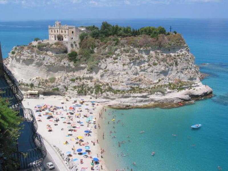 a 200 mt dal mare offertissime dal 28 giugno al 12 luglio euro 200