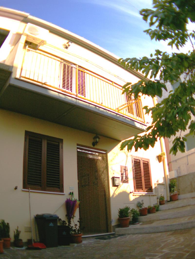 casa indipendente 70 mq atri