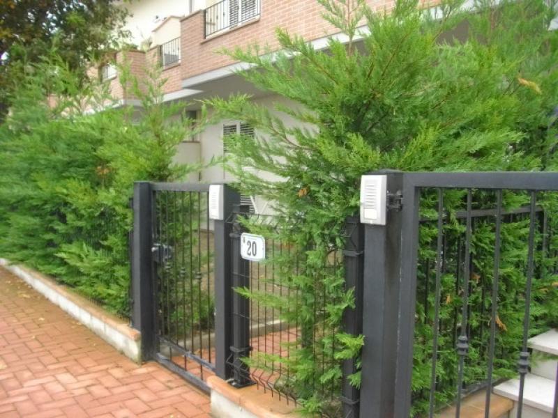 appartamento al piano terra con giardino