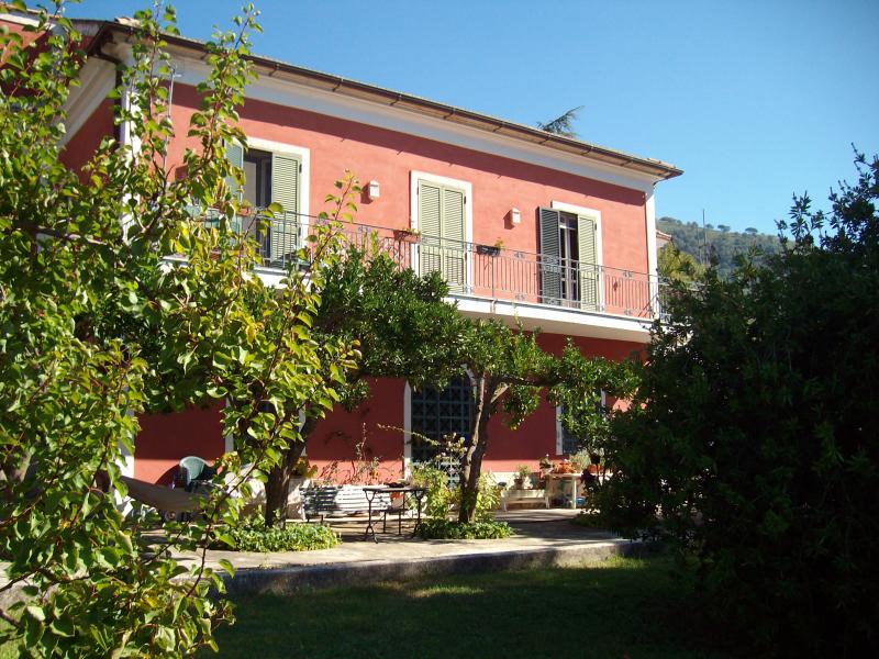 splendida villa dell 800 con vista mare
