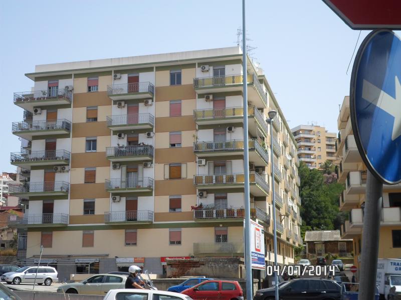 Vendesi Appartamento a Messina via ogliastri  42/a