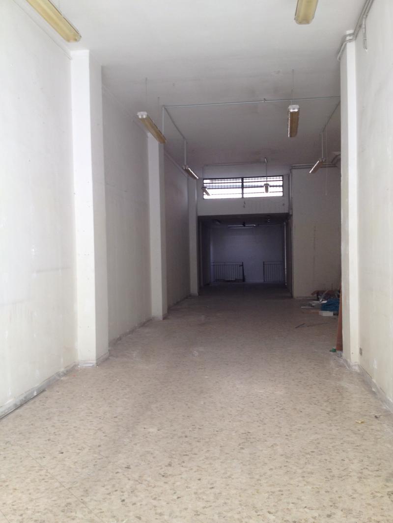 558ba ampio locale 2 livelli in fitto a bari, zona murat