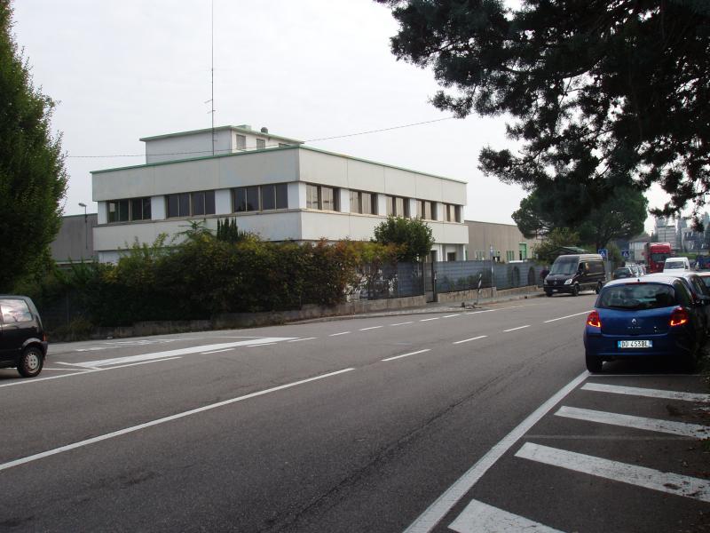 vendesi immobile industriale zona varese