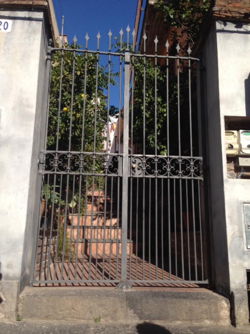 privato vende mansarda a cibali