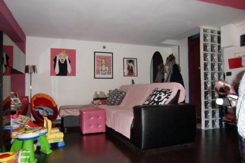 siracusa, pressi viale luigi cadorna, vendesi indipendente tipo loft ia-3794