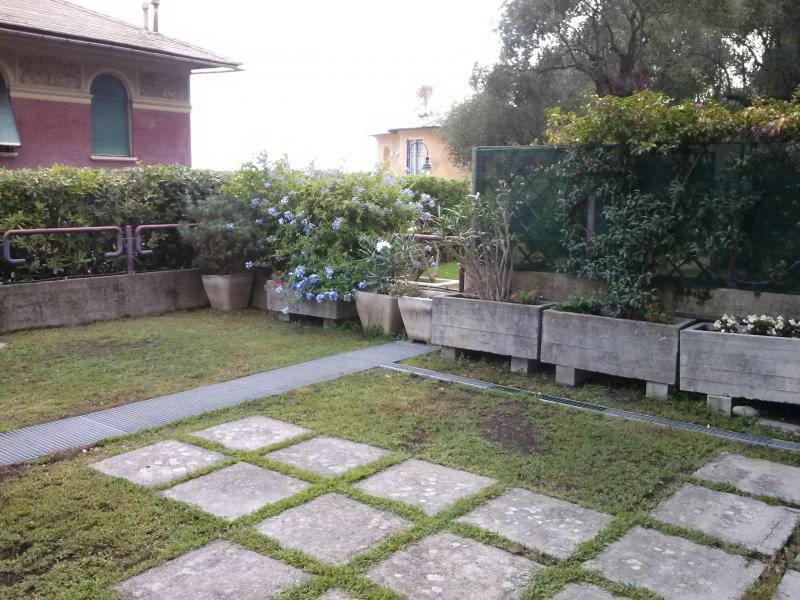 camogli vendo centro 3^ fascia appartamento con terrazzo 75 mq