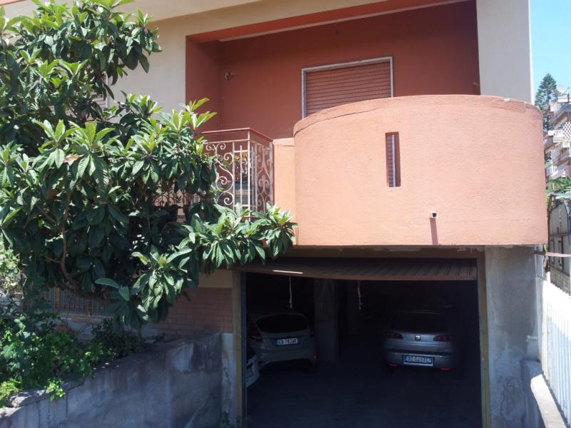 trilocale a due passi dal mare