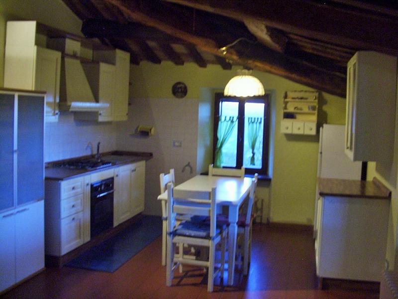 vendo appartamento con finiture di pregio, antico borgo san leo