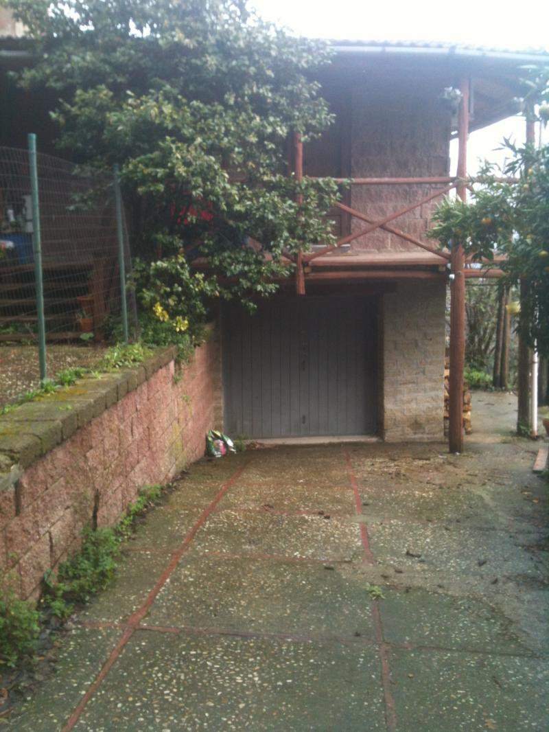 casale e terreno a castelnuovo di porto