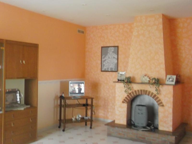 vendesi appartamento mq 115 ottime condizioni – ii piano  garage mq 37   
zona belvedere