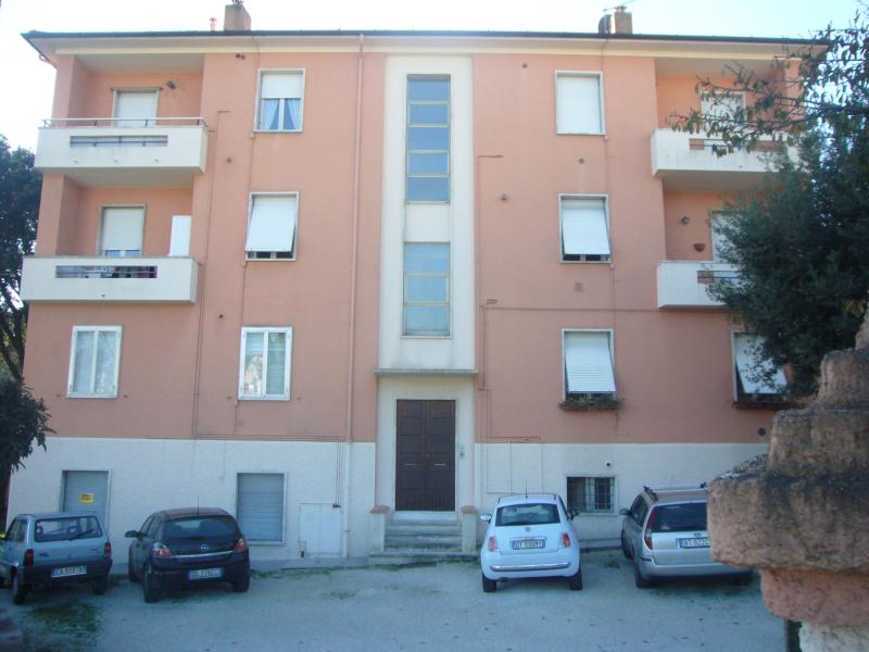 vendo appartamento sirolo libero subito vicino mare