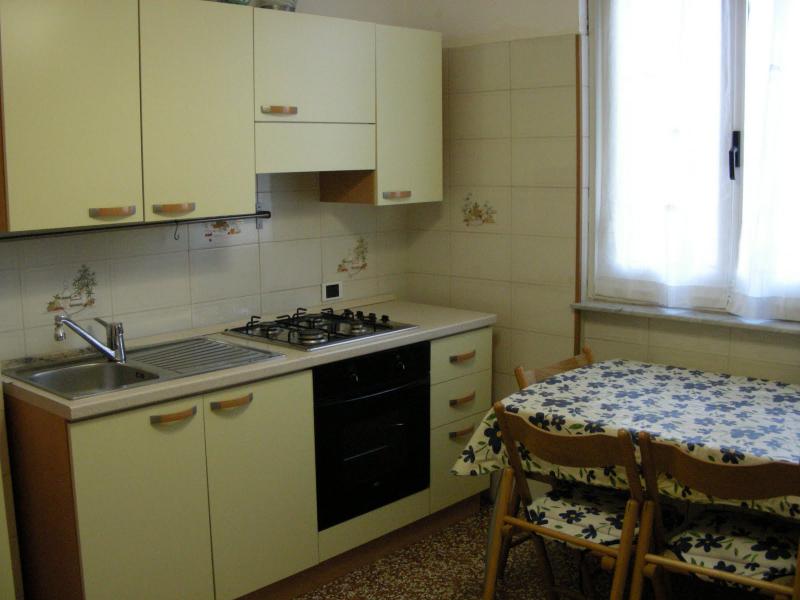 affittasi appartamento zona dinegro ordinatissimo