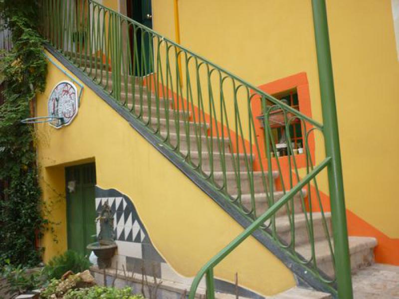 sol.semindipendente semiarredata su tre livelli
