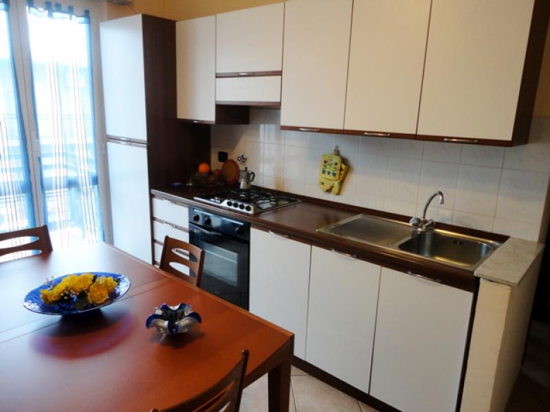 diano marina, vendo bilocale