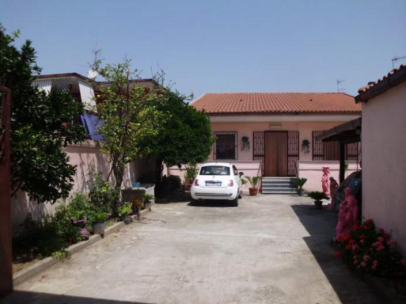 Vendesi Villa Singola Villino a Grazzanise via oberdan