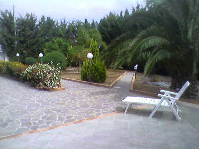 menfi- lido fiori - mansarda e/o appartamento in villa al mare