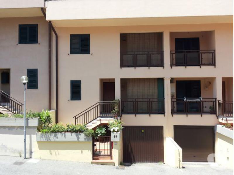 villetta a schiera unifamiliare
