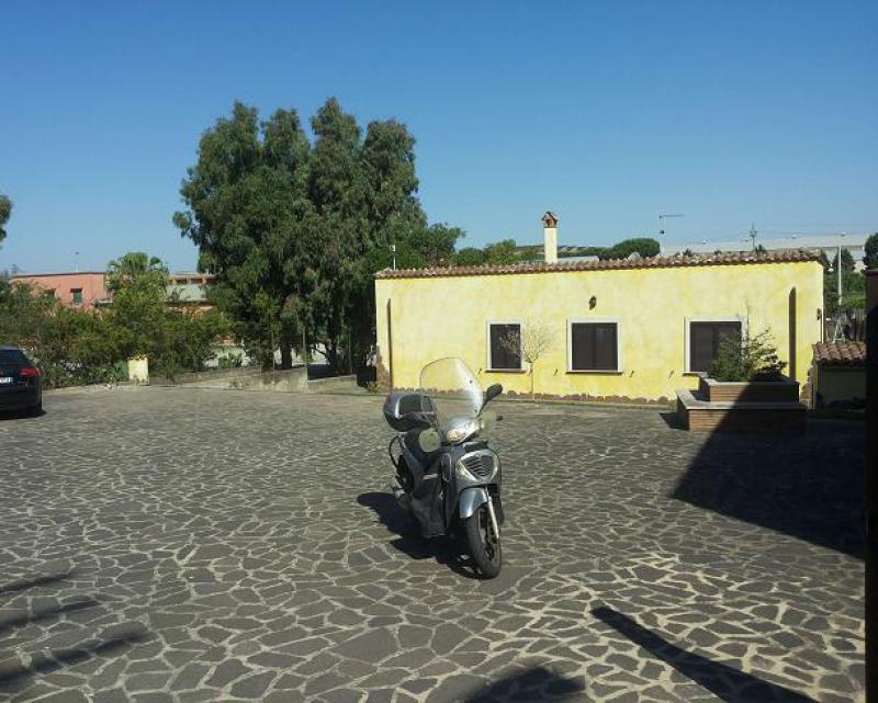 pomezia santa palomba villa unifamiliare con giardino