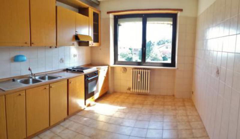 pressi ciriè, splendido bilocale soleggiato, vista panoramica