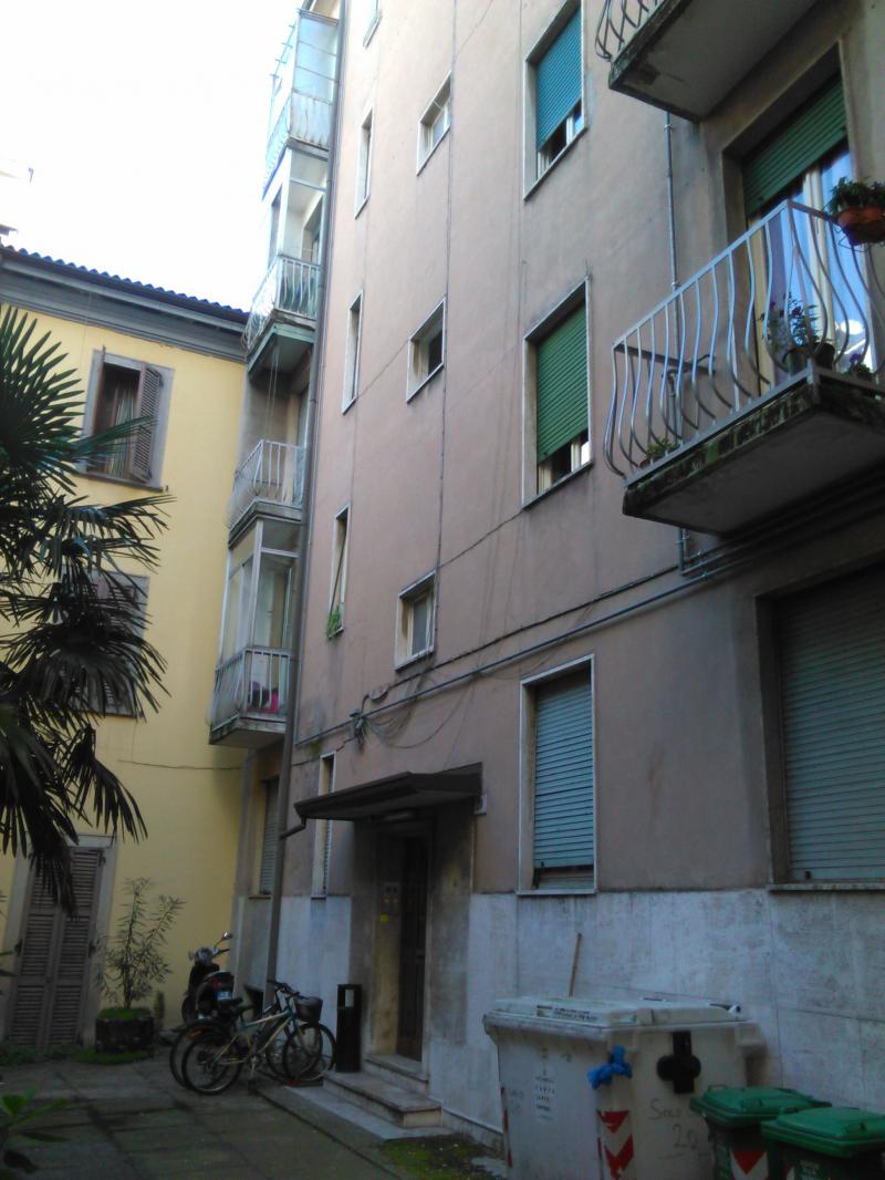 Vendesi Appartamento a Varese via speri della chiesa 20