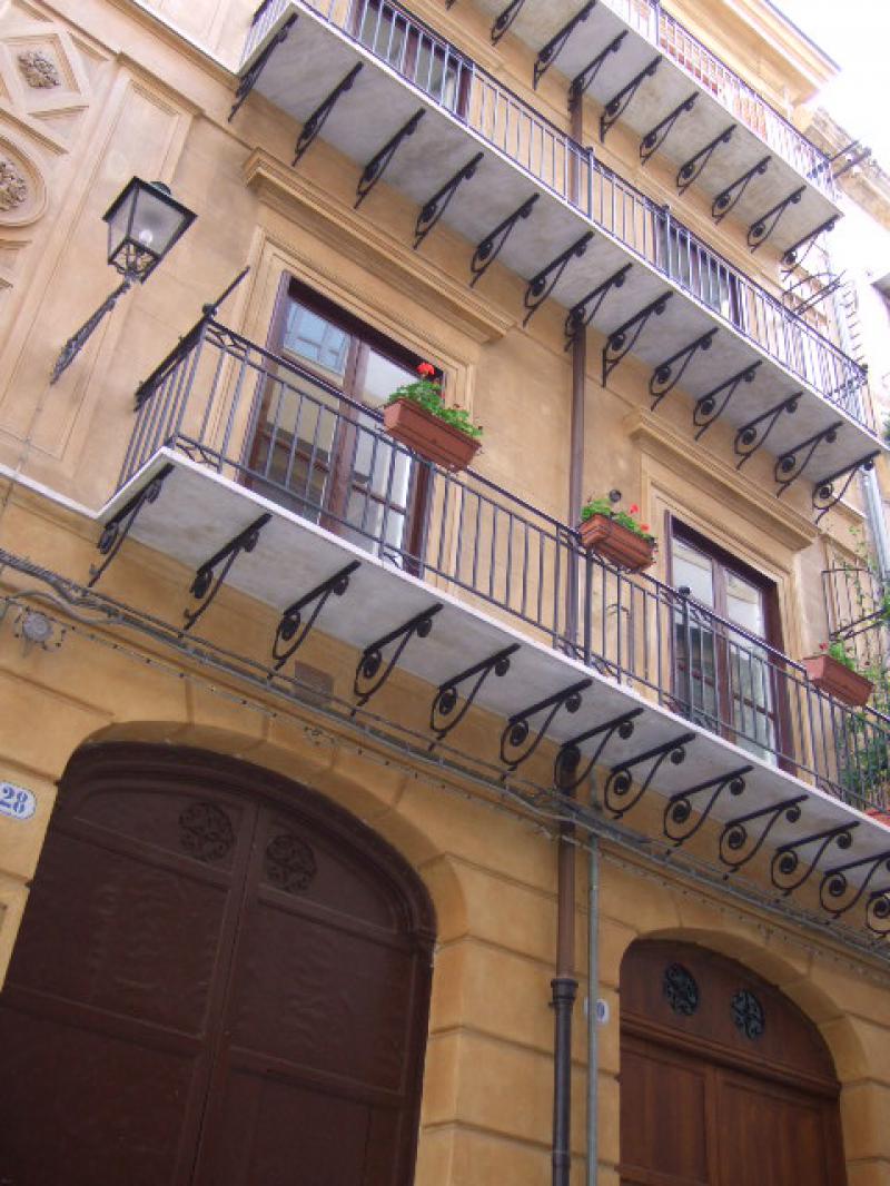 2,5 vani cattedrale/questura arredato