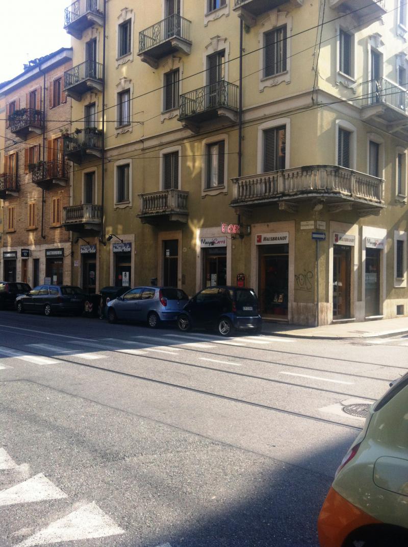 Affittasi Negozio a Torino via monginevro 17