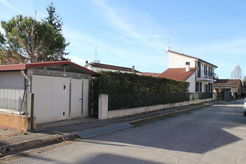 Vendesi Villa Singola Villino a Santarcangelo di Romagna via dei partigiani 3