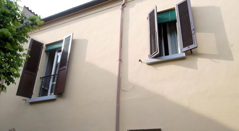 Vendesi Appartamento a Ferrara via frescobaldi 